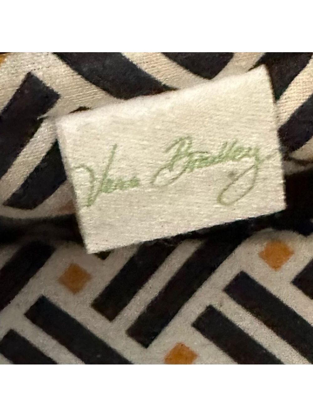 Black Vera Bradley Purse NWOT. - Picture 4 of 4